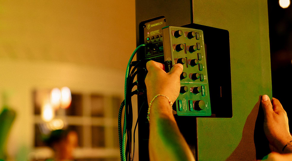 Breakaway control image